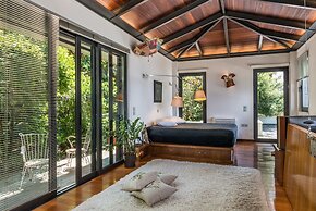 Artistic Private Pool Villa with Gorgeous Gardens