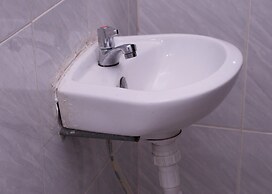 Maxton Suites Magodo