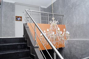 Kings Celia Hotel & Suites