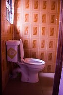 De Web Hotel & Lodge