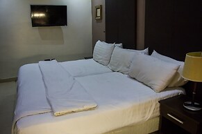 Chelsea Suites Annex