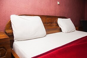 Alfoscar Hotel & Suites