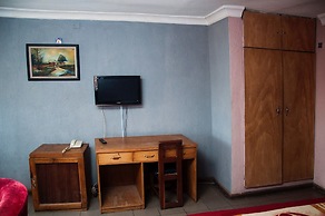 Alfoscar Hotel & Suites