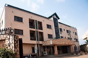 Alfoscar Hotel & Suites