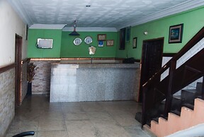 Alfoscar Hotel & Suites