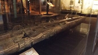 Maison Dieu Guest House