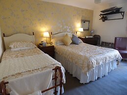 Maison Dieu Guest House