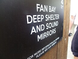 Maison Dieu Guest House