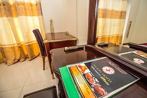 Sir Jose Hotel