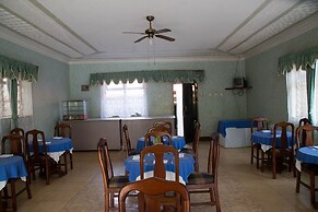 Buziga Country Resort