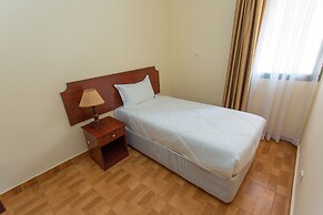 Cenetra Hotel