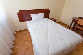 Cenetra Hotel