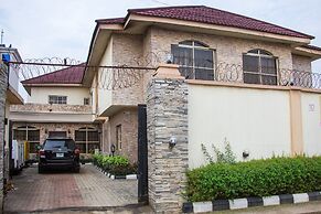 Tivoli Residence & Bar