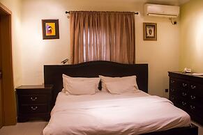 Tivoli Residence & Bar