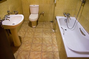 Tivoli Residence & Bar