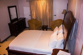 Tivoli Residence & Bar