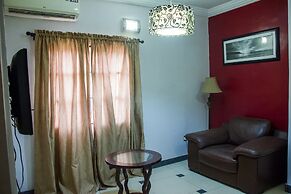 Tivoli Residence & Bar