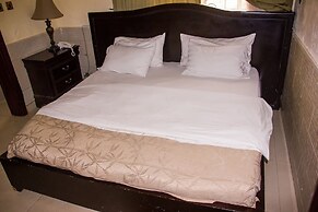 Tivoli Residence & Bar