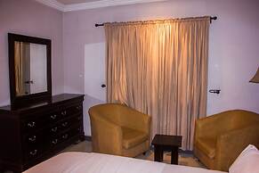 Tivoli Residence & Bar