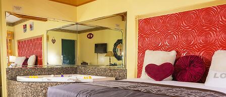 Luxe Inn and Suites
