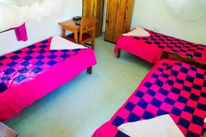 New Court View Hotel