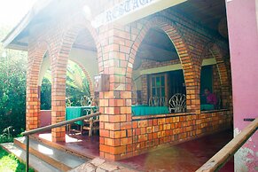 New Court View Hotel