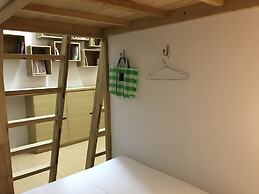 CaoJi Book inn Hostel