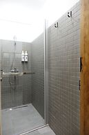 CaoJi Book inn Hostel