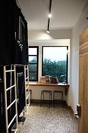 CaoJi Book inn Hostel