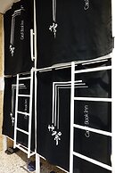 CaoJi Book inn Hostel