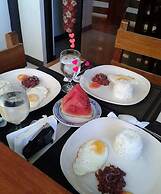 Lolo Panding Inn