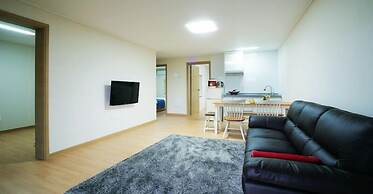 Gotjawal Geomun Oreum Pension