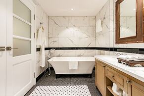 Feliz Hotel Boracay Managed by Enderun Hotels