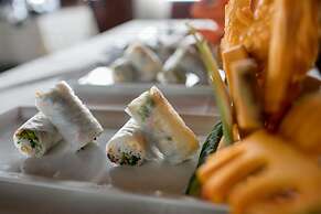 Garden Bay Legend Cruise