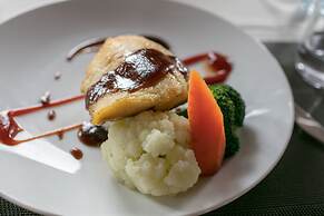 Garden Bay Legend Cruise