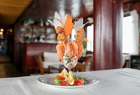 Garden Bay Legend Cruise