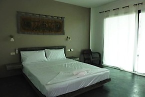 Sairee Sairee Guesthouse