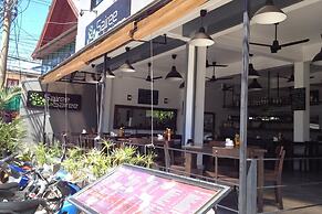 Sairee Sairee Guesthouse