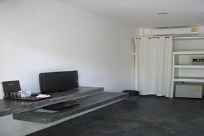 Sairee Sairee Guesthouse