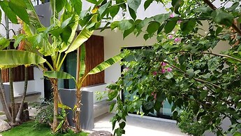 Sairee Sairee Guesthouse