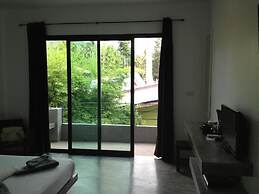 Sairee Sairee Guesthouse