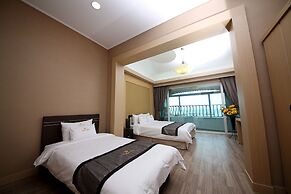 Cote Dor Hotel