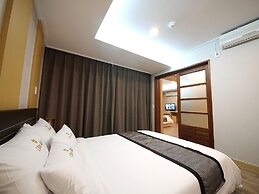 Cote Dor Hotel