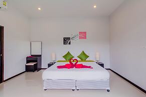 Tropical Pool Villas near Phuket Zoo