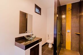 Tropical Pool Villas near Phuket Zoo