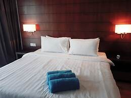 Greystone Haus at D' Majestic Place