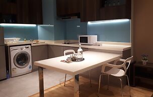 Greystone Haus at D' Majestic Place