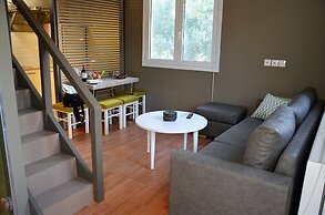 Ampoulos Rooms & Apartments