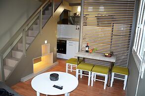 Ampoulos Rooms & Apartments