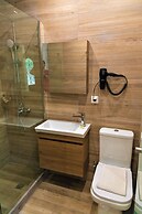 Ampoulos Rooms & Apartments